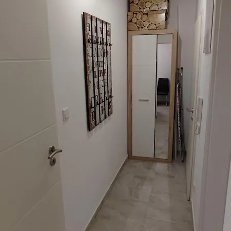 Perle Im Zentrum Von Mg / Minto Apartment *