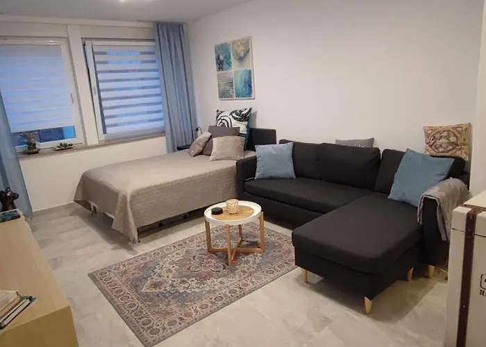 Perle Im Zentrum Von Mg / Minto